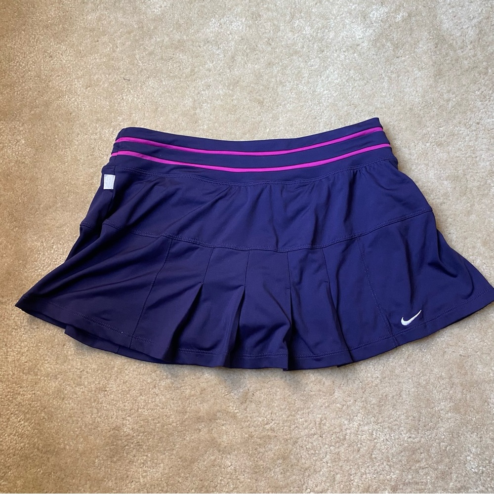 Nike Women’s Dri Fit Smash Classic Pleated Tennis Skirt in Purple - Size Medium